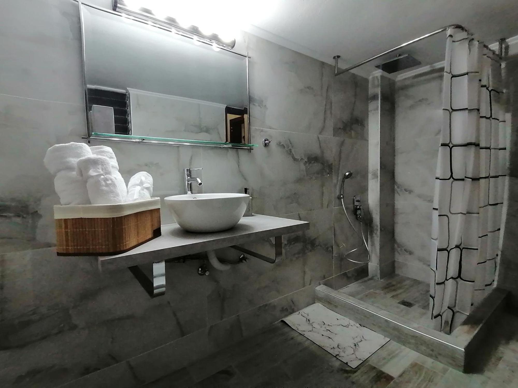 Anastasia'S Apartment Λαυριο Lávrion Екстериор снимка